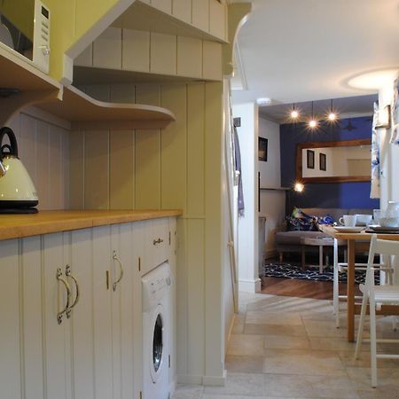 Courtyard Cottages Lymington, 2 Adults Only מראה חיצוני תמונה