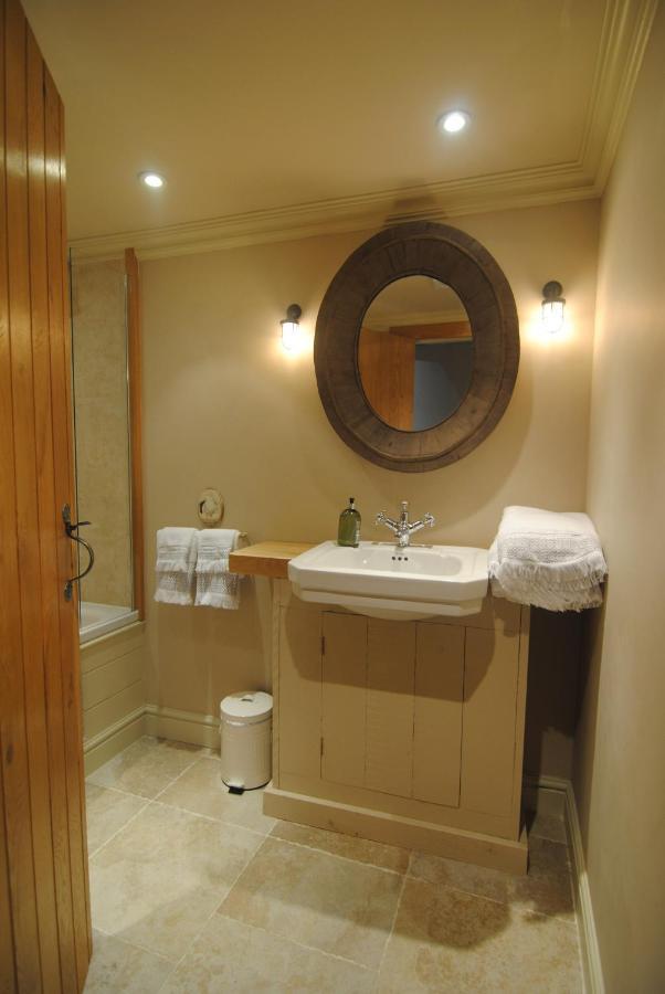 Courtyard Cottages Lymington, 2 Adults Only מראה חיצוני תמונה